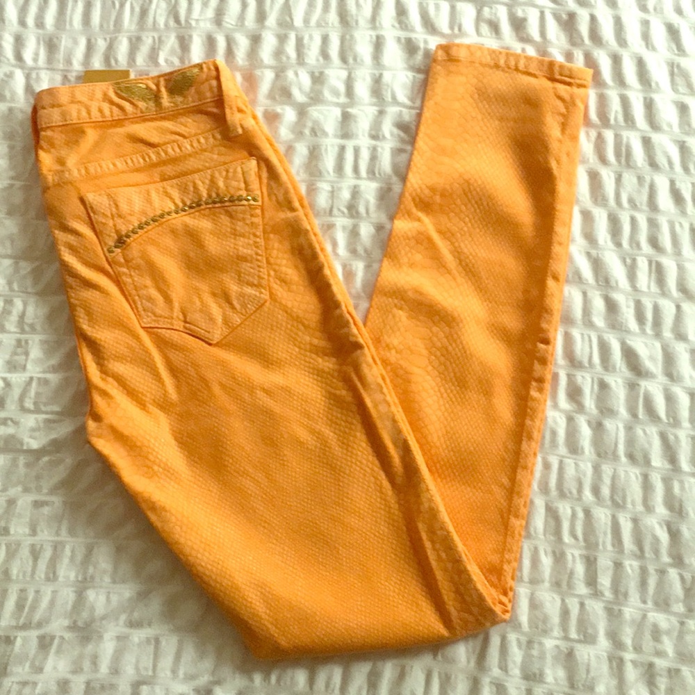 Robin’s Jeans. New